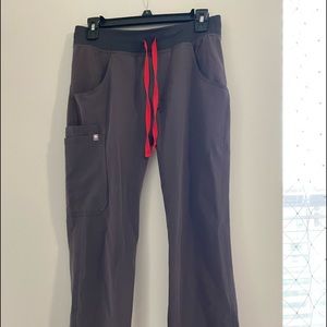 Figs Kade Cargo scrub pants